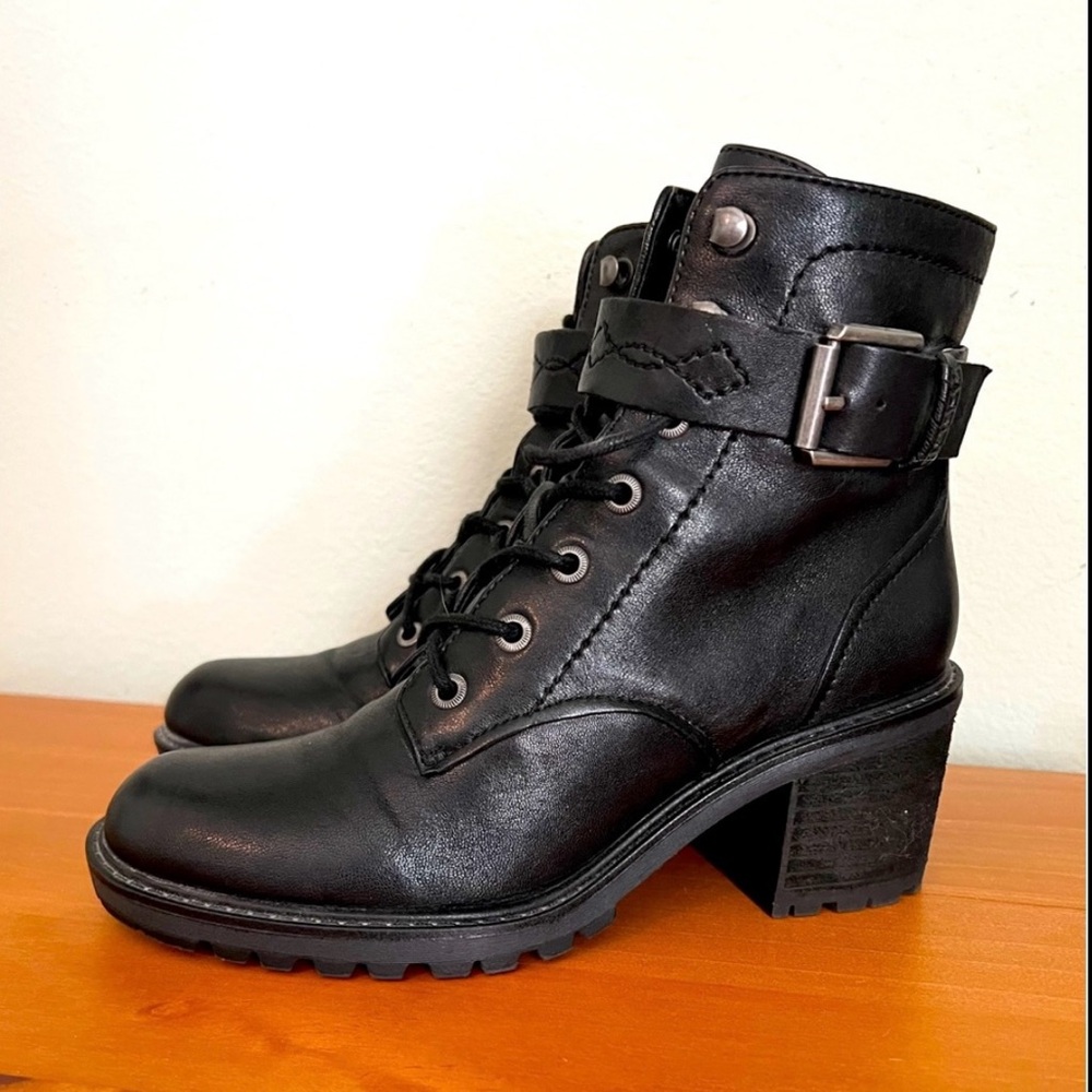 Zodiac leather boots 7.5